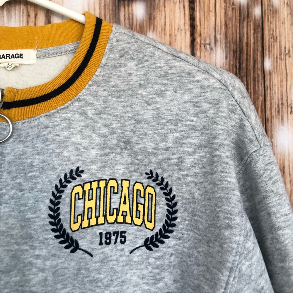 Garage Varsity Style Chicago 1975 Long Sleeve Zip Up Crop Sweatshirt - Picture 3 of 8